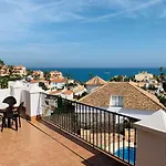 Beautiful Villa Walking Distance To Beach El Faro