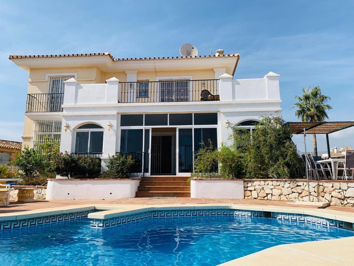 Villa Beautiful Walking Distance To El Faro